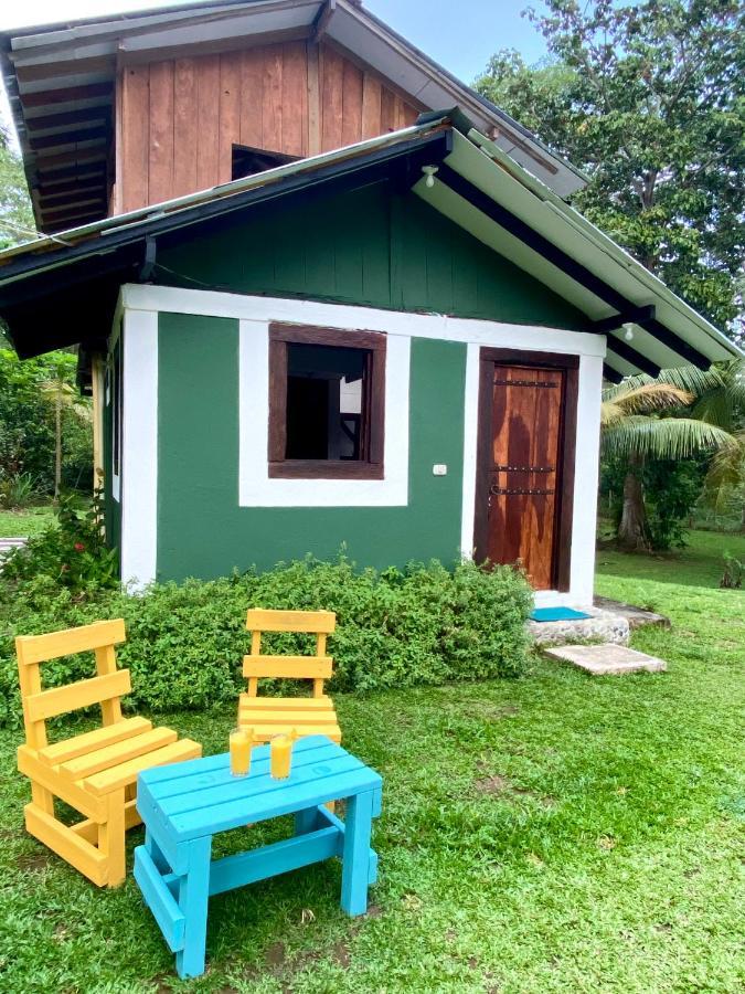 Hostal Portal Del Sol Капургана Экстерьер фото